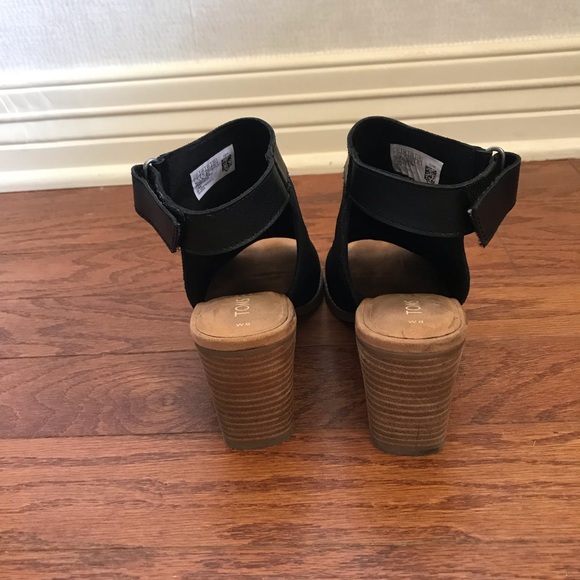 Tom’s Sandal Booties - Picture 3 of 6